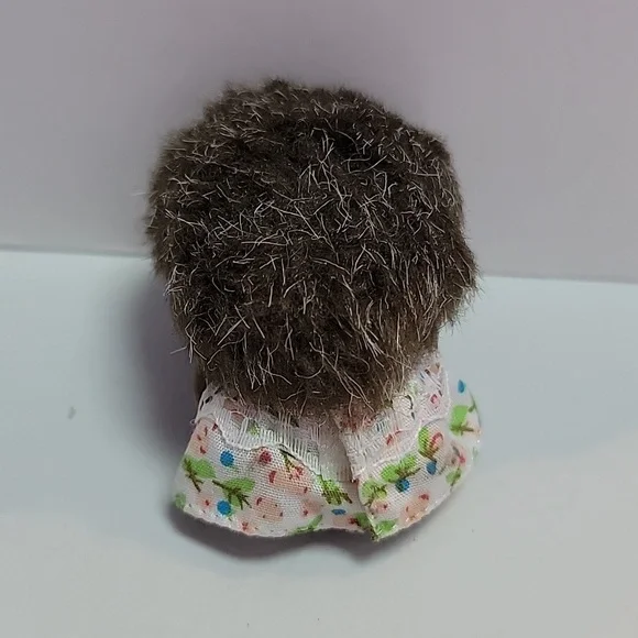 Vintage Sylvanian Families HEDGEHOG Calico Critter - Picture 2 of 2